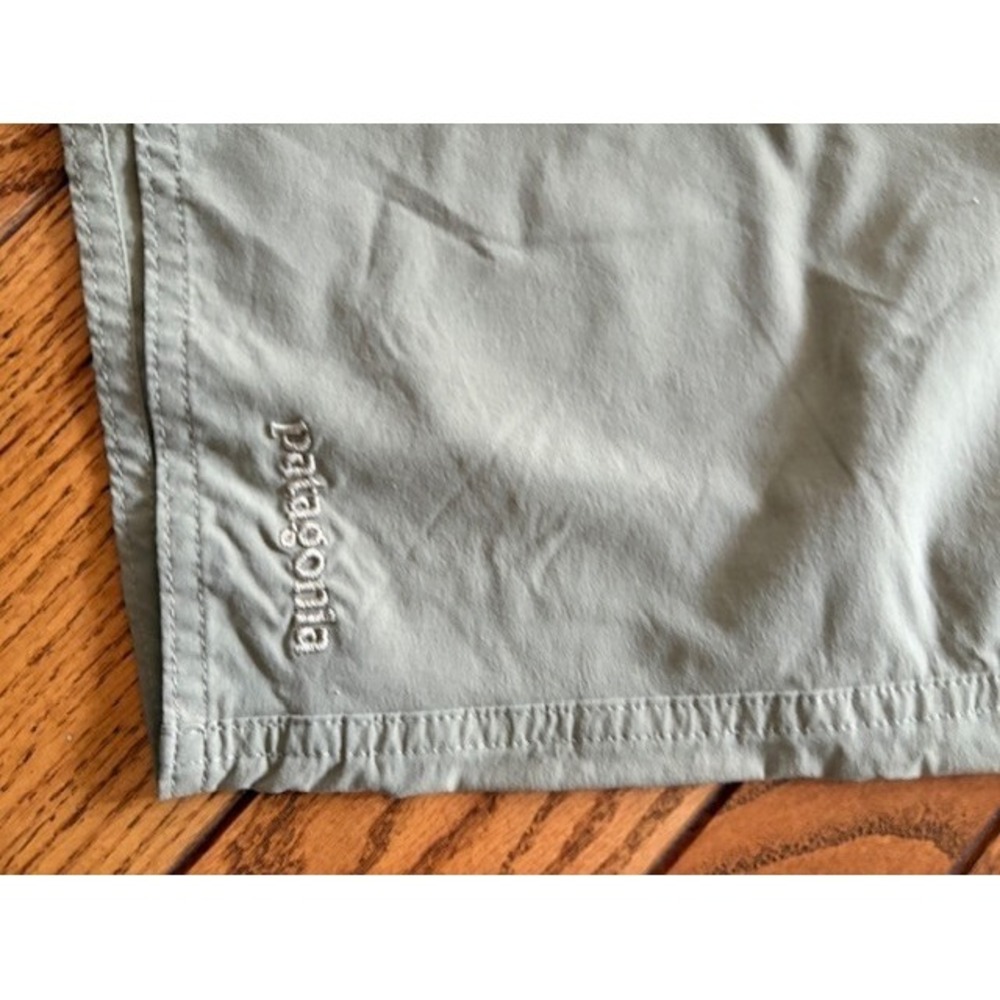 PATAGONIA MEN'S Sz. 34 Green Shorts Drawstring Gorpcore Hiking Trail Biking - Picture 3 of 8
